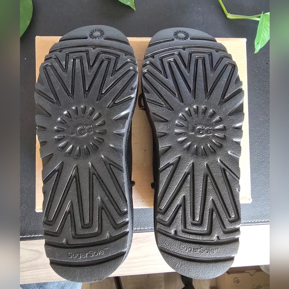 UGG Micro Mini Boot - Picture 6 of 7